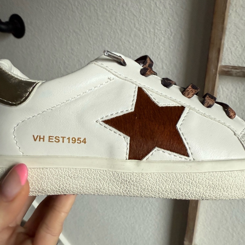 VINTAGE HAVANA Hannah Leather, Suede & Faux Calf Hair Star Sneakers Sz: 5.5 - Picture 8 of 10